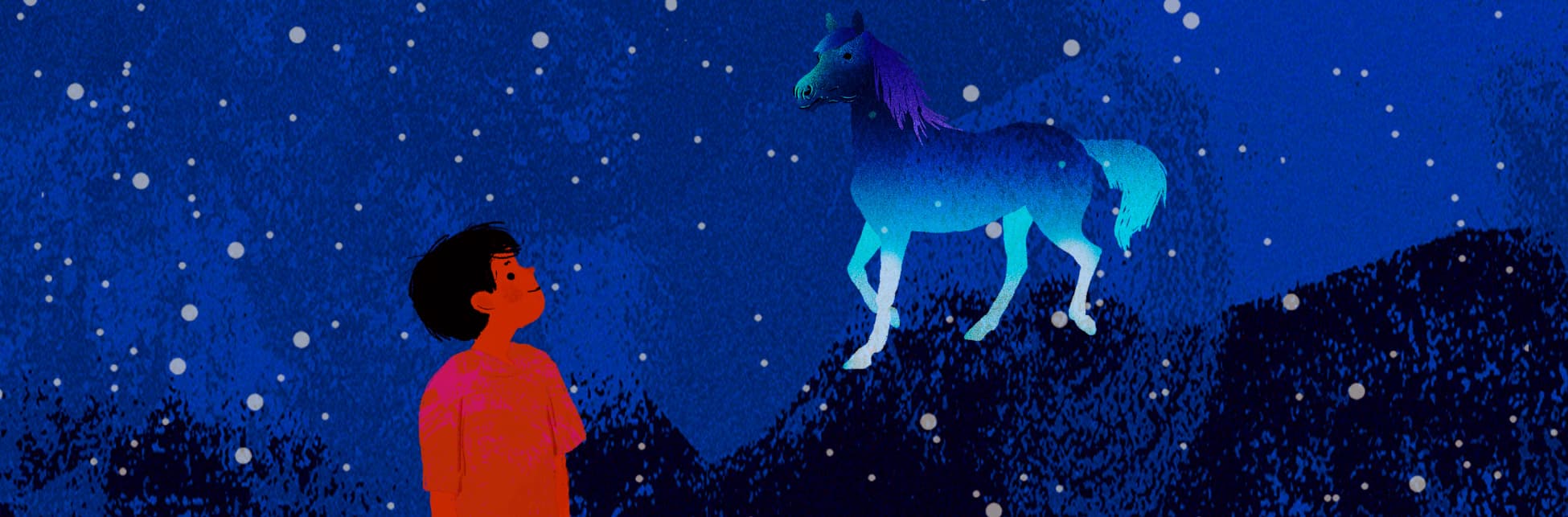 Ilustración. Un niño de cabello negro y camisa roja con una sonrisa mira hacia arriba, en el cielo se aprecia la figura de un caballo azul, con crines largas y cola despeinada, rodeados por varios puntos que destellas e iluminan e iluminan el cielo.